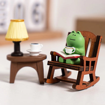 Cute Resin Frog Figurine – Funny Decoration for Desk or Home