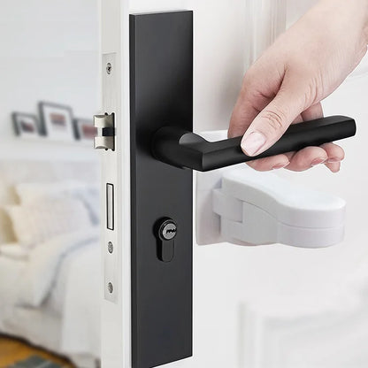 🔒 Universal Door Lever Lock – Child Baby Safety Lock Multi-functional Security Latch